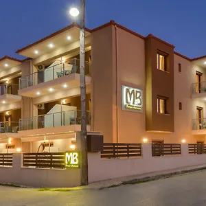 M&b Boutique Nea Roda